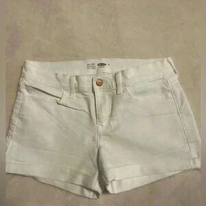 Old Navy Semi Fitted stretch white denim shorts four pockets & cuffs size 8